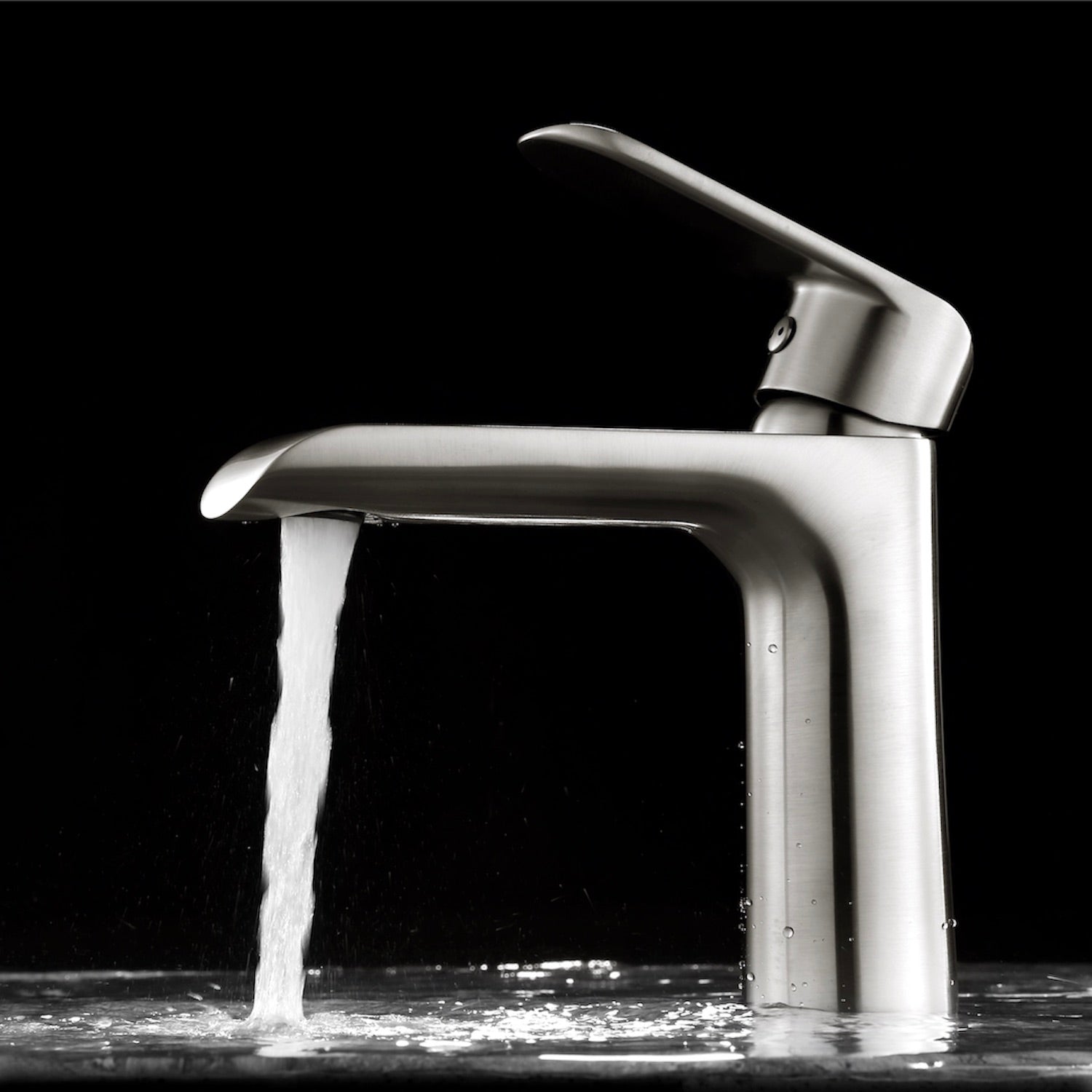Single Handle Lavatory Faucet Cascade Vanity Plus