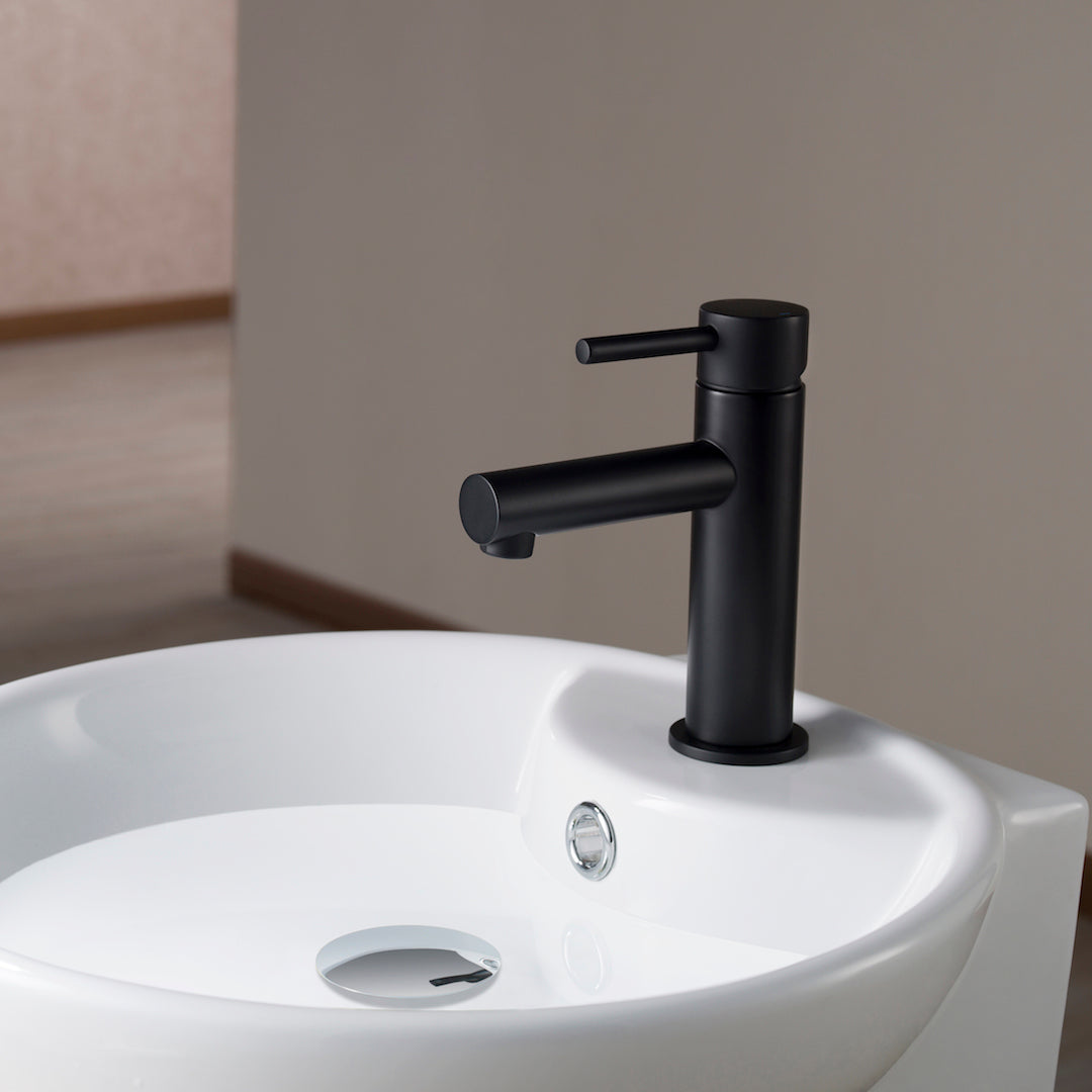Single Handle Lavatory Faucet Vanity Plus