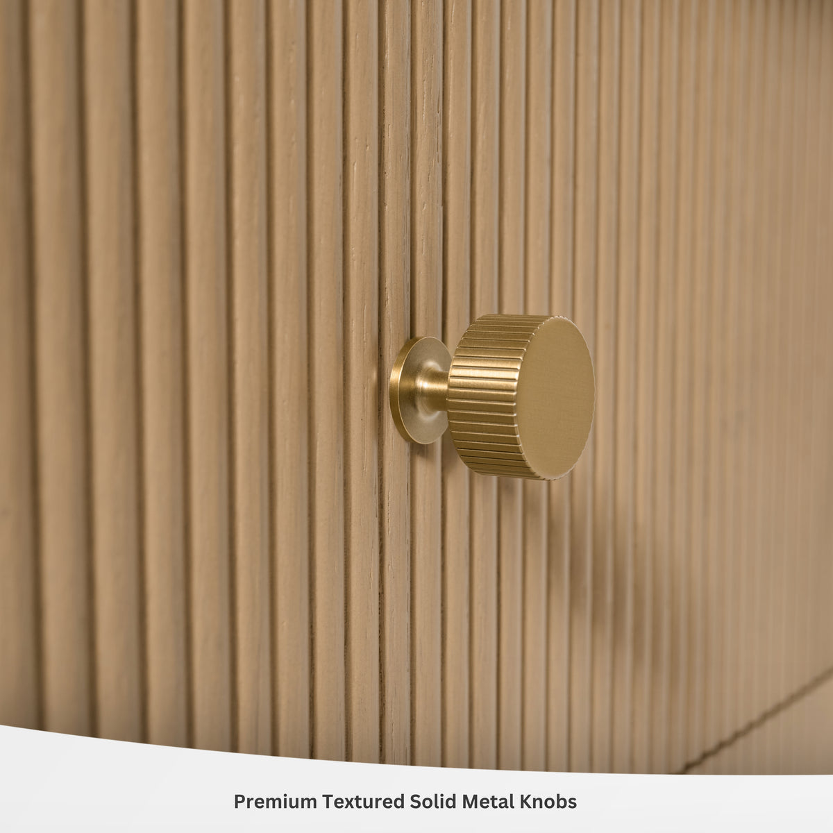 Momo Oak - hardware detail