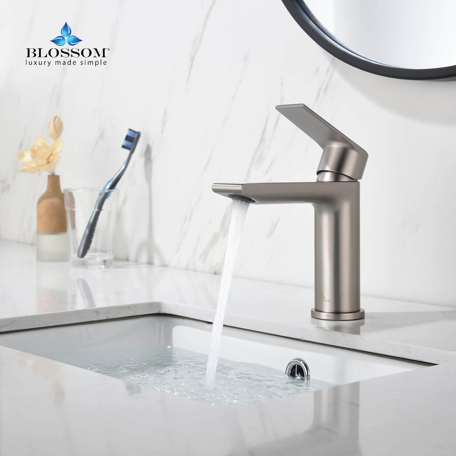 Single Handle Lavatory Faucet Nimbus Vanity Plus