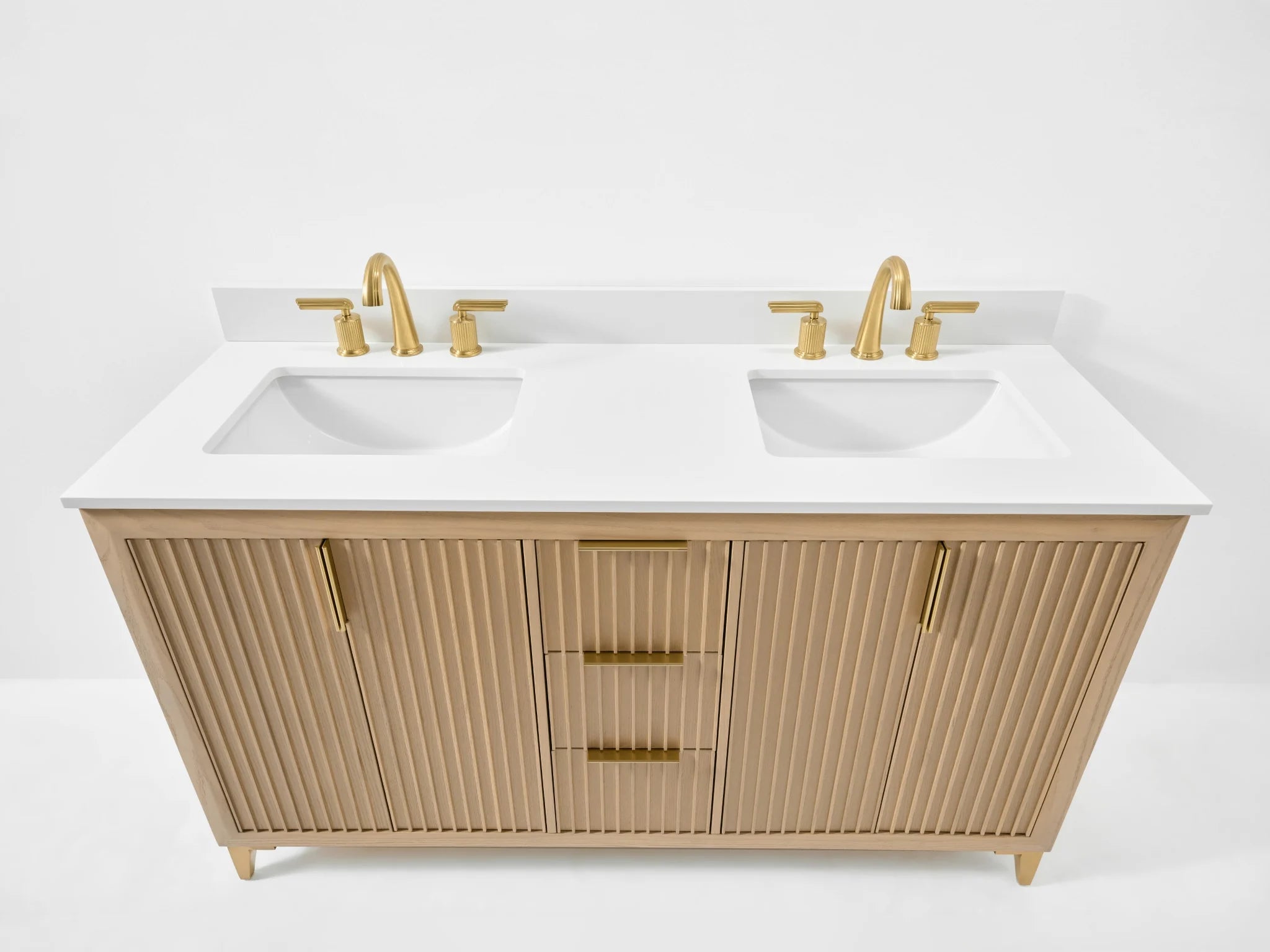 Turlington  60" Bath Vanity Set Finish with Alpine White Quartz Top